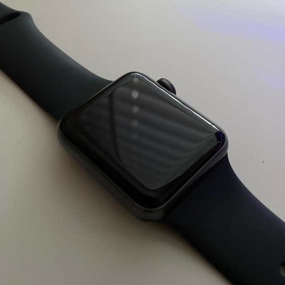 Series 3 (38mm) Apple Watch - Picture 1 of 2
